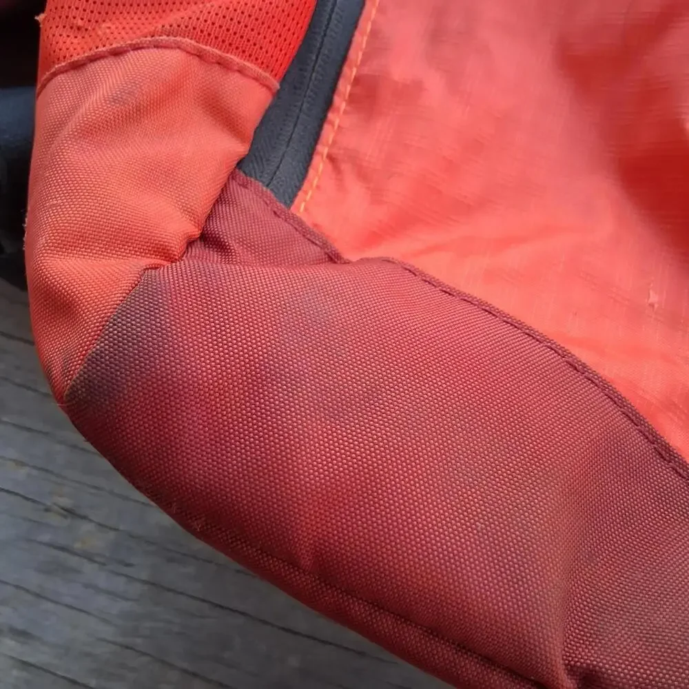 Vanguard Reno 48 Orange DSLR Camera & Tablet Carry Bag Backpack - No Inserts
